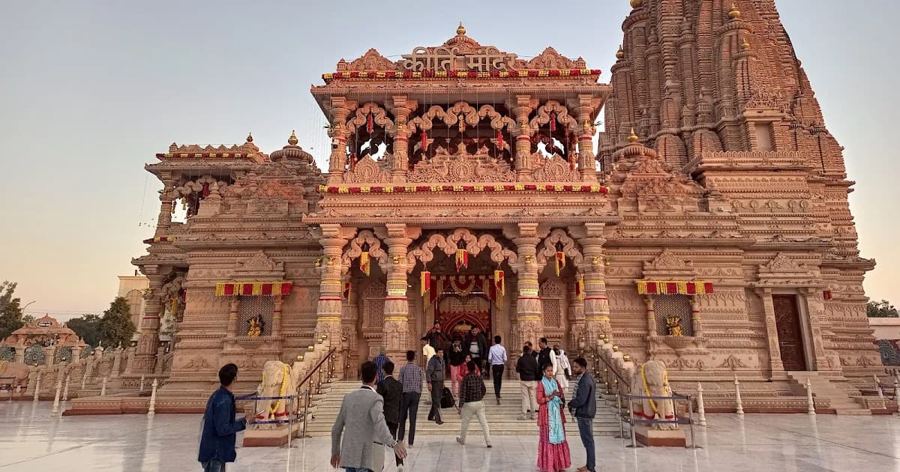 Kirti Mandir, Vrindavan