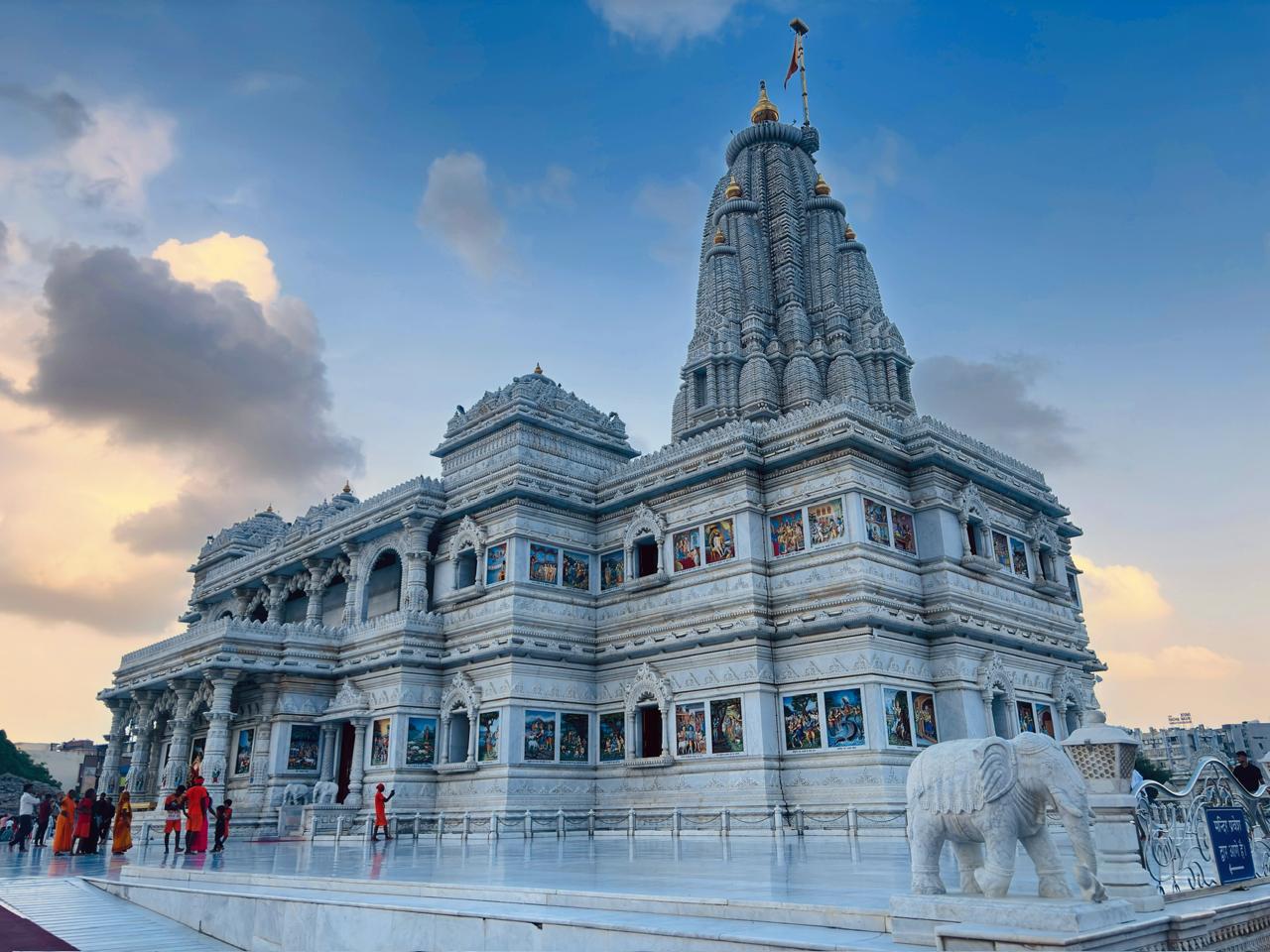 Prem Mandir, Vrindavan